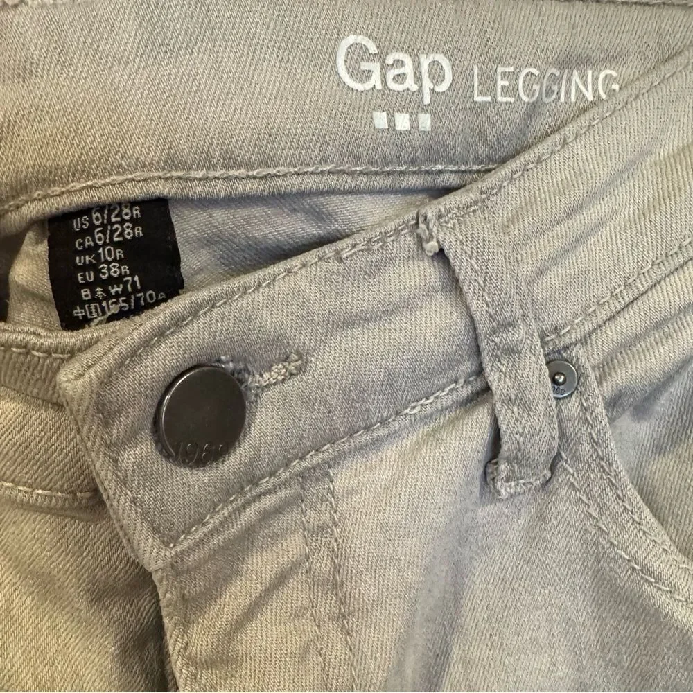 GAP Women's Skinny Jeans - Gray 6❤️